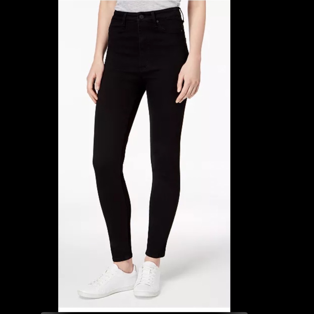 Celebrity Pink “curvy skinny” high rise black skinny jeans